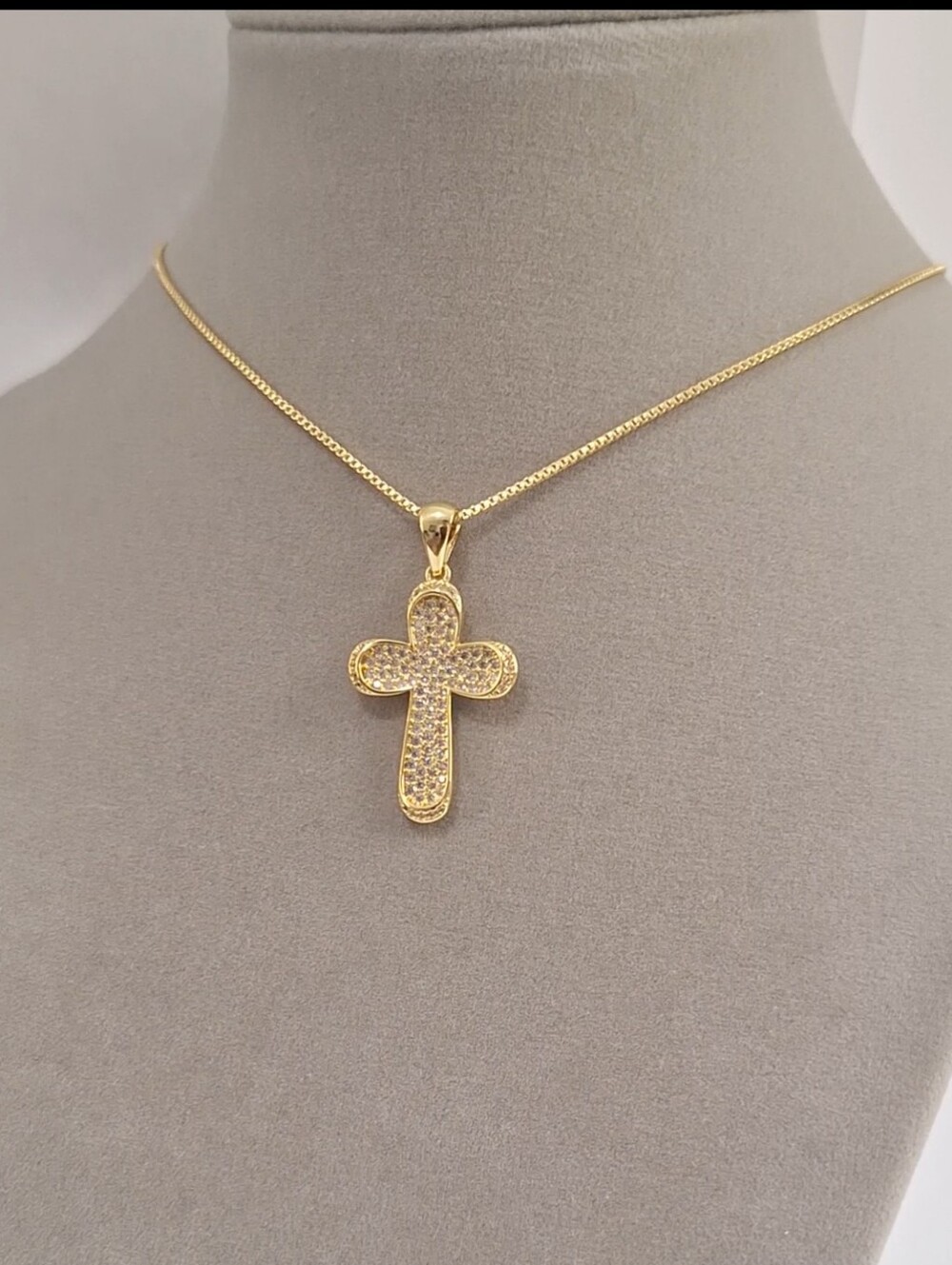 Diamonds Cross Pendant Necklace